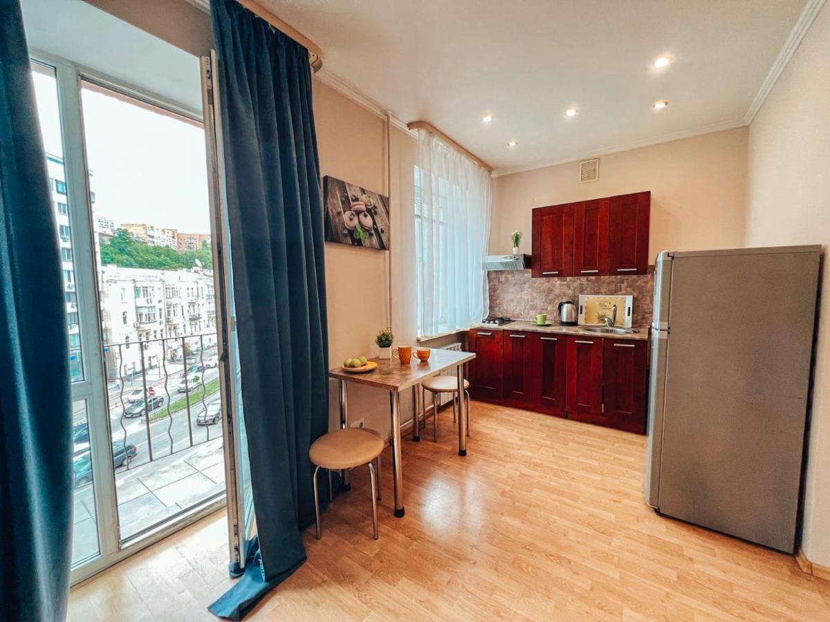 Apartment On Baseina Street Kiev Esterno foto
